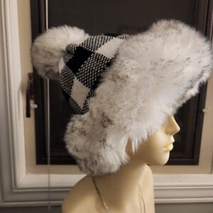 Plaid Faux Fur Trim Hat